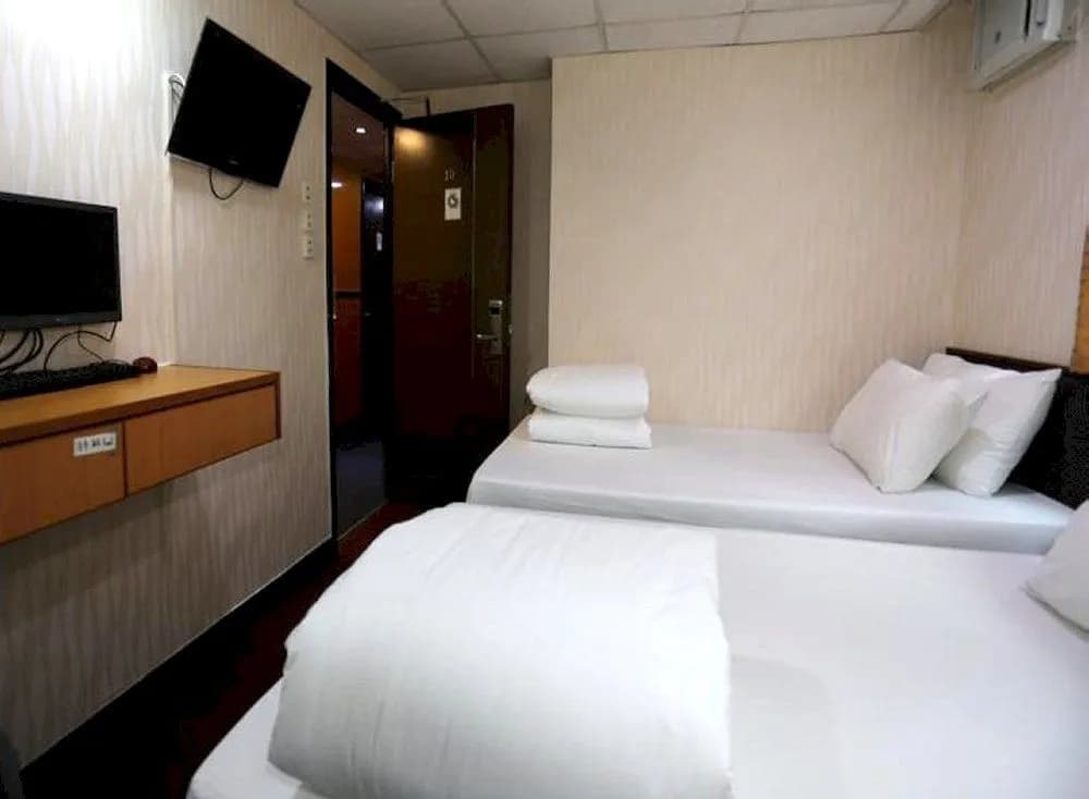 Star Metro Hotel - photo 2