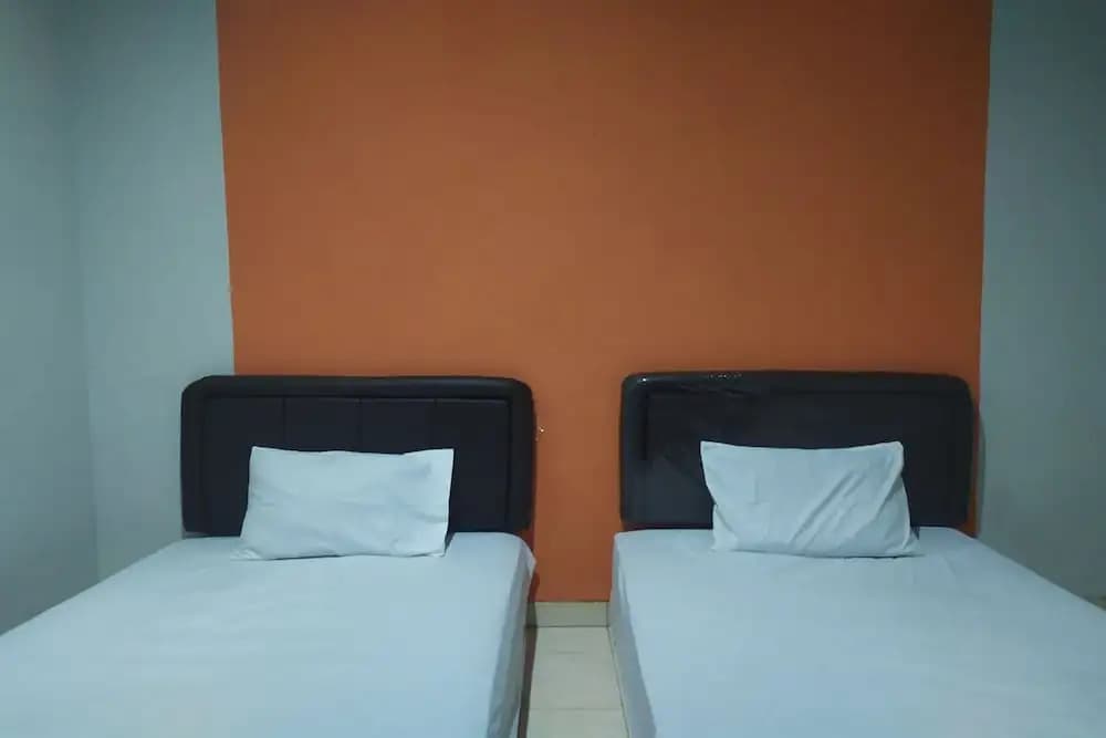 OYO 2654 Yulia Guesthouse Near Kopi Bajawa Flores NTT Tebet - photo 11