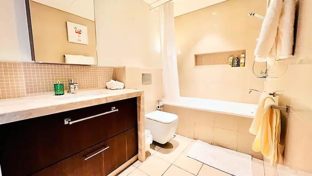 Amazing Stay in Downtown Dubai -1bedroom - photo 8