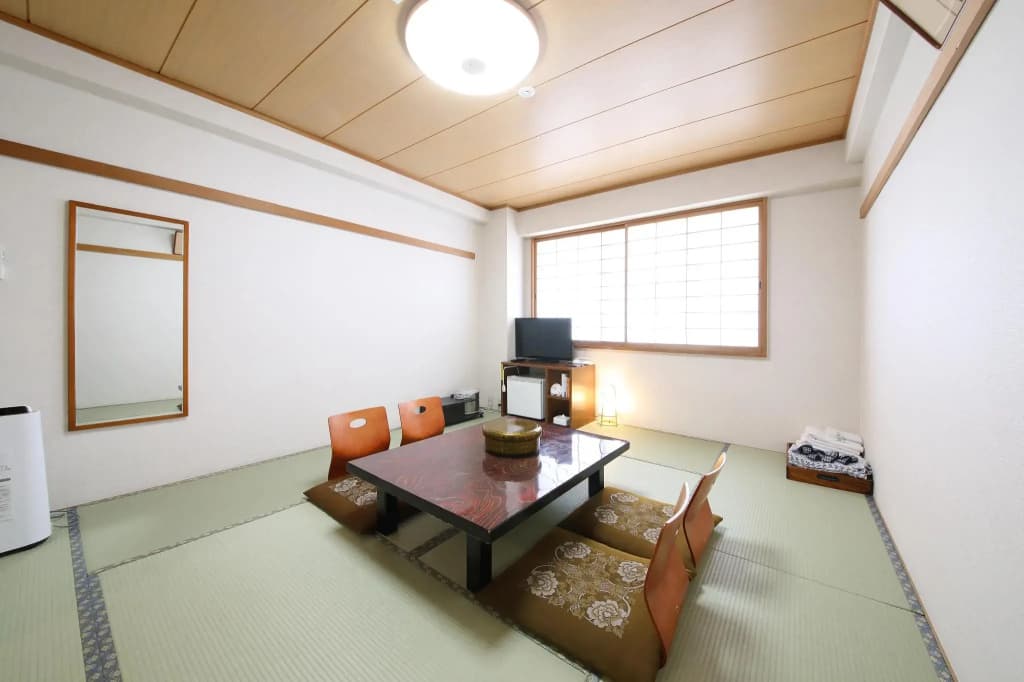 Hanazono Kaikan - photo 5
