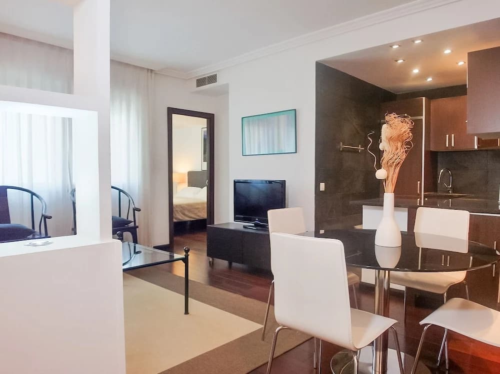 DFlat Escultor Madrid 508 Apartments - photo 5