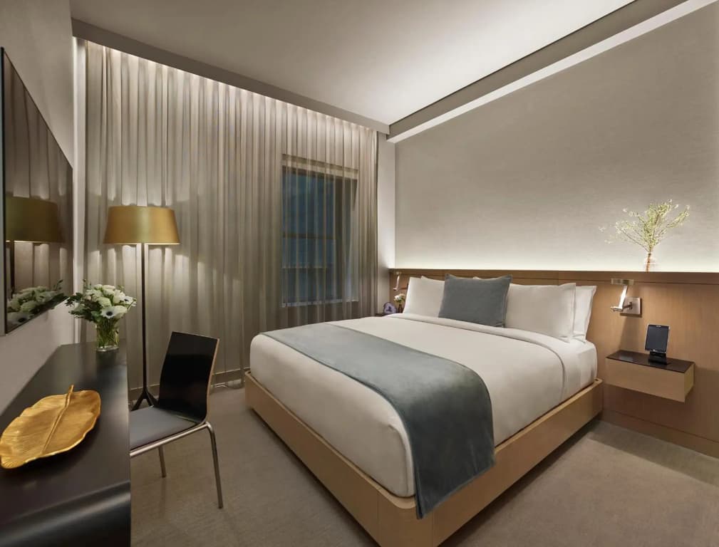 The Knickerbocker Hotel - photo 13
