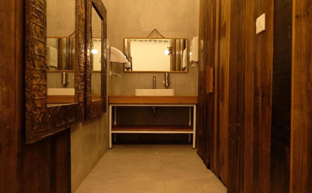 M Boutique Hostel Legian - photo 4