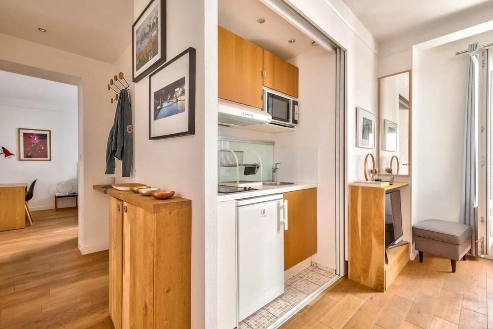 Very Nice and Charming 2 Room Apartment in Paris - photo 10