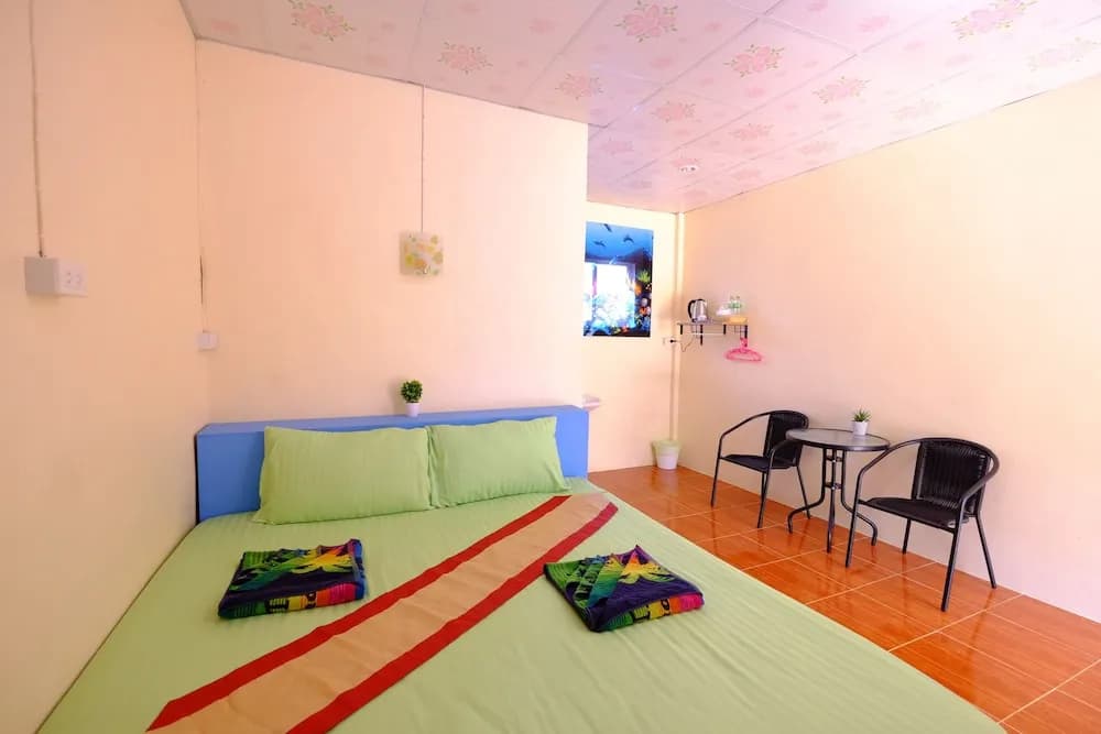 Blue House Bungalow - photo 2