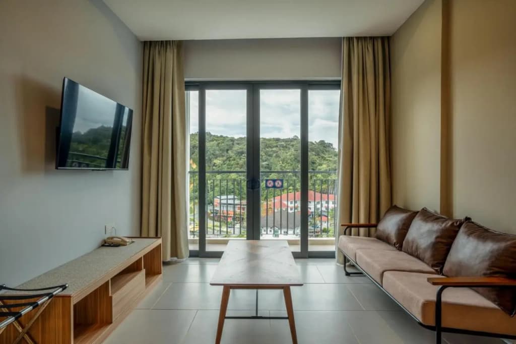 Zenith Suites Cameron - photo 16