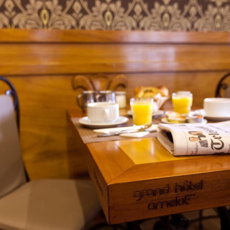 Grand Hôtel Amelot - photo 25