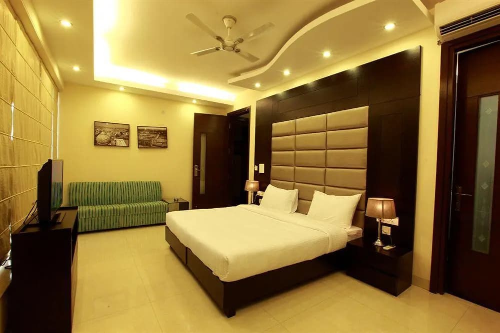 Jasola Suites And Apartments - photo 3