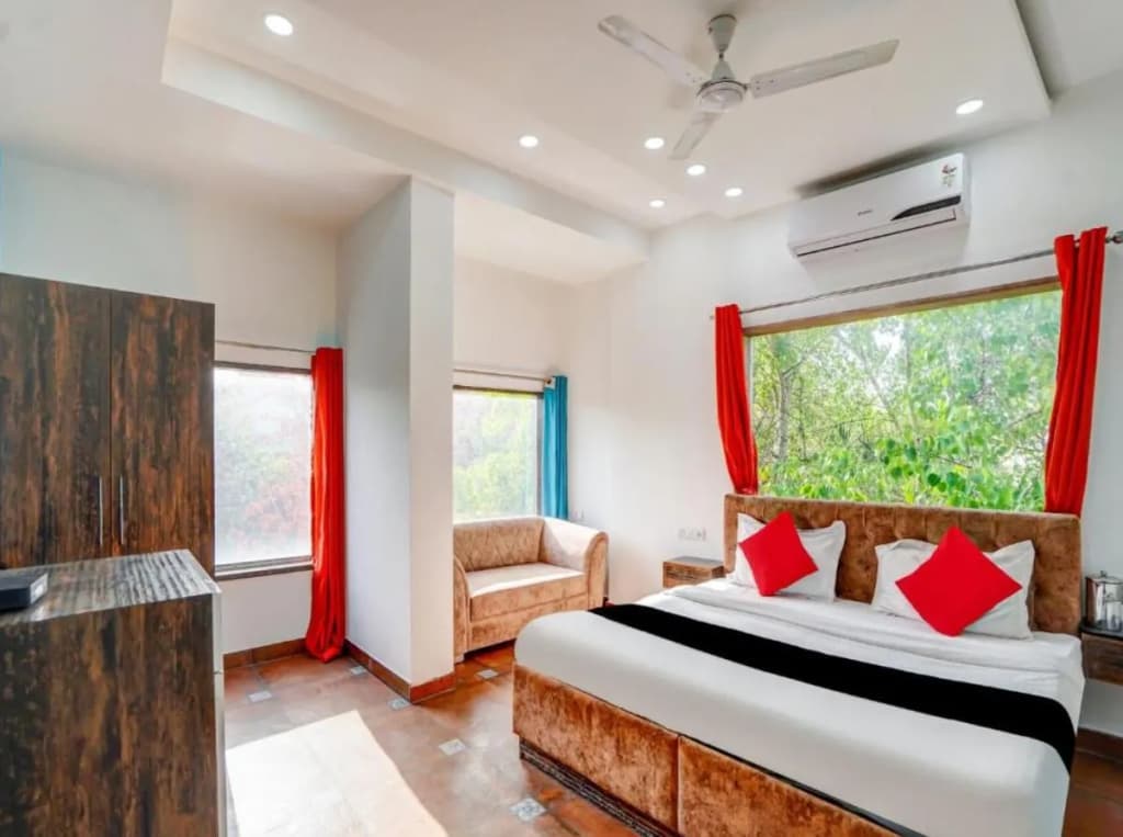 Hotel Mannat - photo 17
