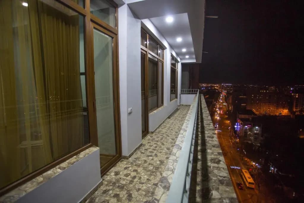Spacious 2 bedroom apartment - photo 11