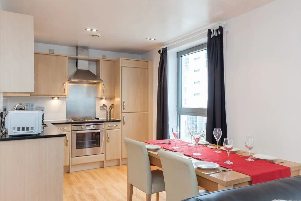 Stylish Garden View Apartment - photo 23