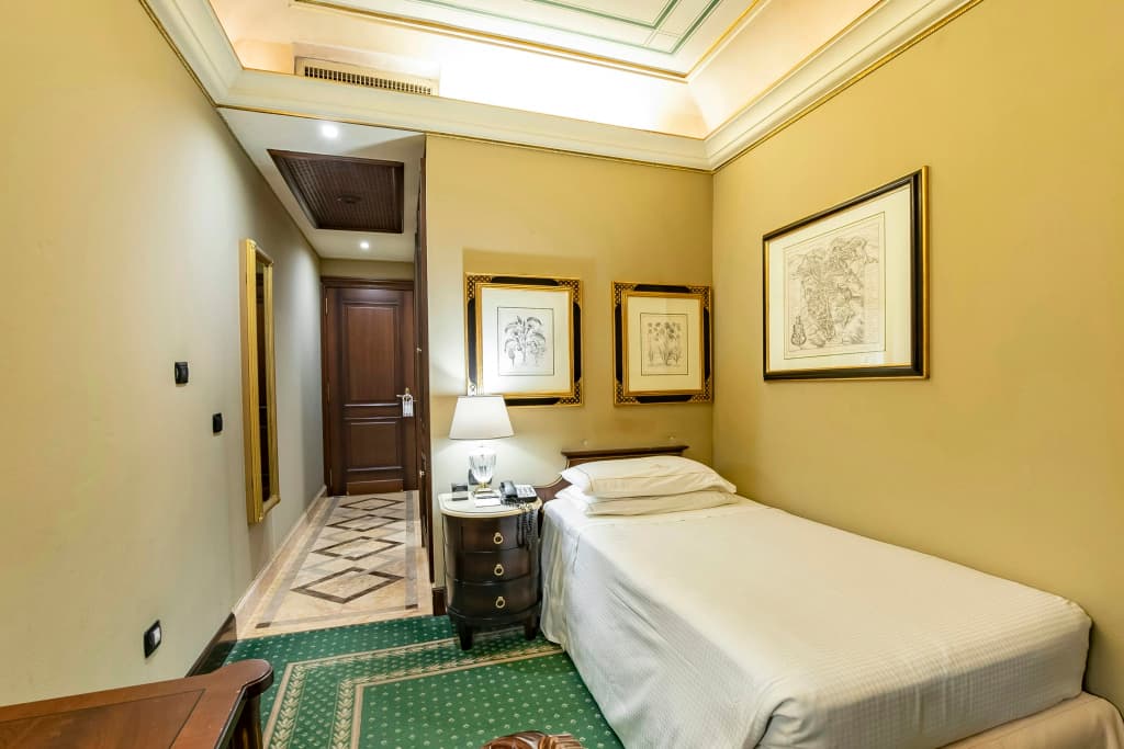 River Château Hotel - photo 38