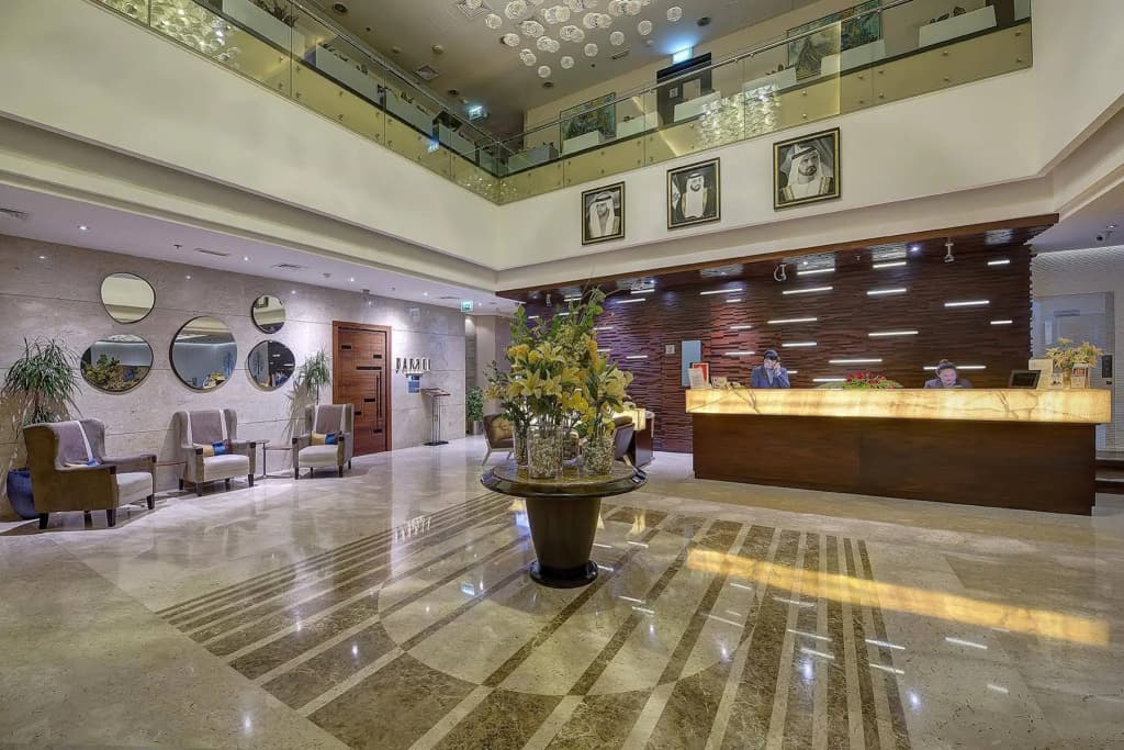Grandeur Hotel - photo 16