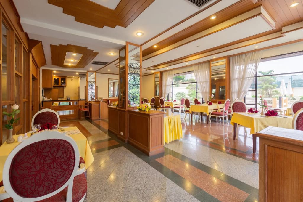 Oriental Palace Apartments Hanoi - photo 25