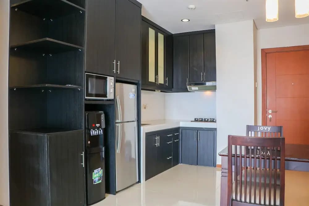 Full Furnished With Comfort Design 2Br Apartment At Thamrin Residence - photo 13