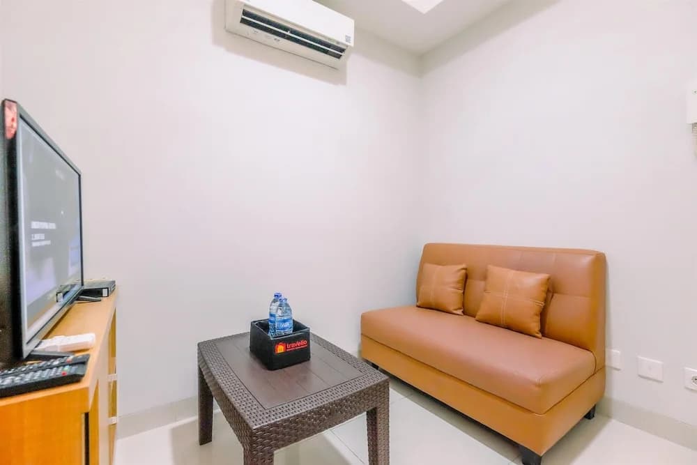 Homey And Minimalist 1Br The Mansion Kemayoran Apartment - photo 3