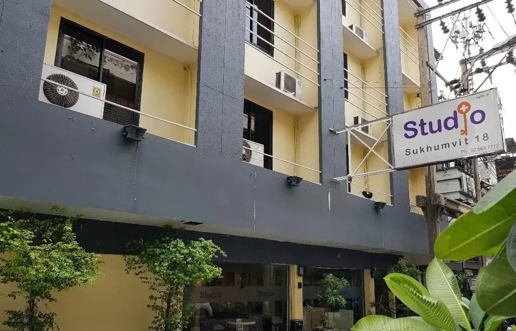 Studio Sukhumvit 18 by iCheck inn - photo 1