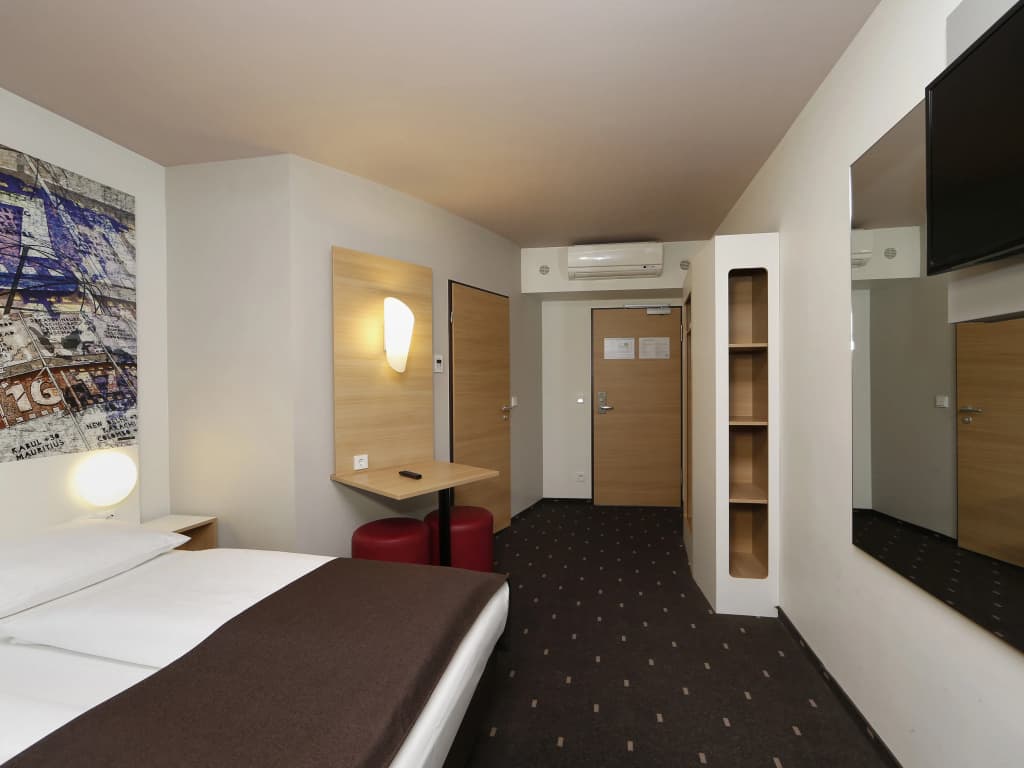 B&B Hotel Berlin-Alexanderplatz - photo 6