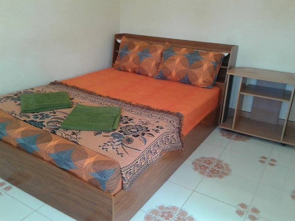 Lanta Orange House - photo 4