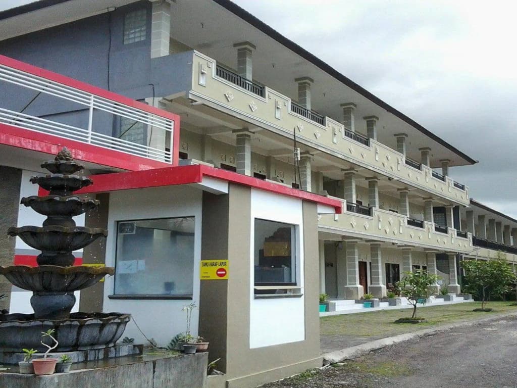 Lotus Garden Apartment - main photo