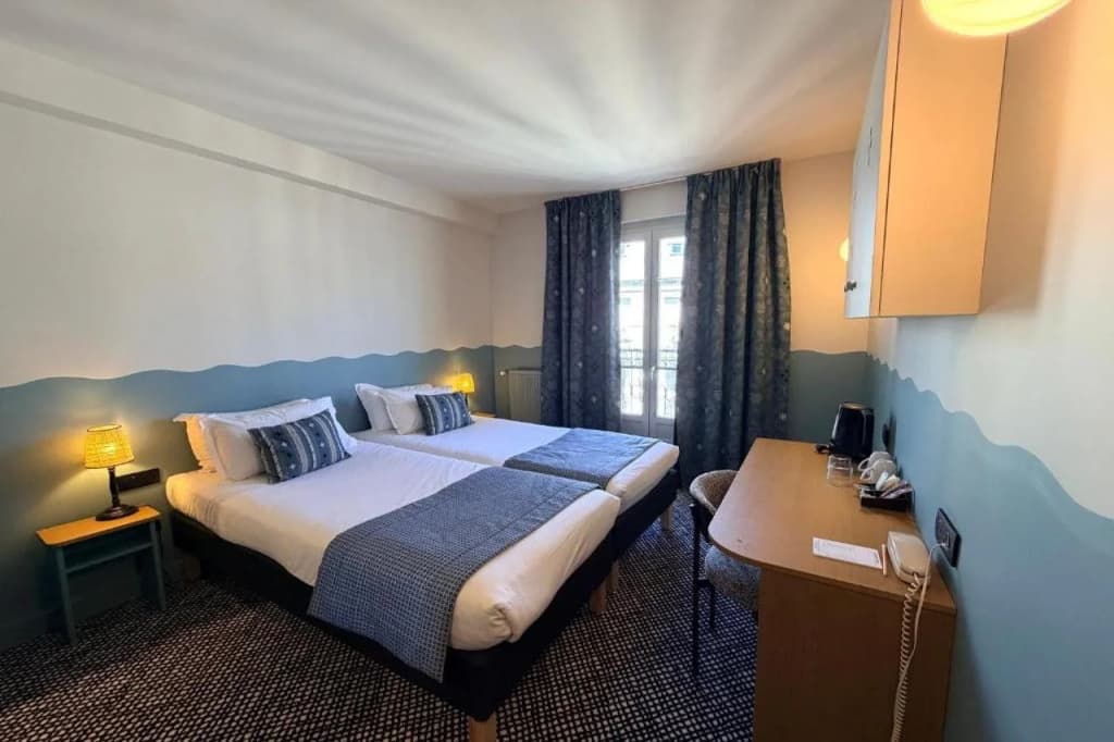 Hotel Berne Opera - photo 46