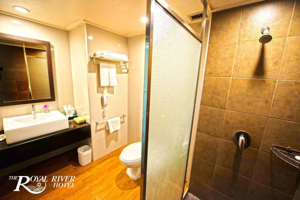 The Royal River Hotel - photo 41