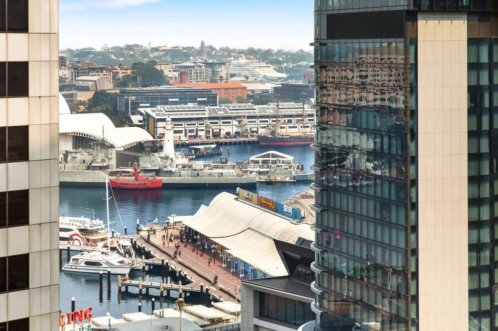 Sydney CBD Studio Apartment 1704 KNT - photo 8