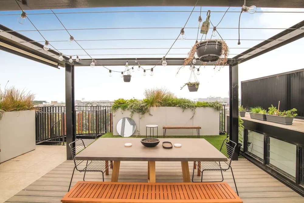 Inner City Penthouse With Private Rooftop - photo 12