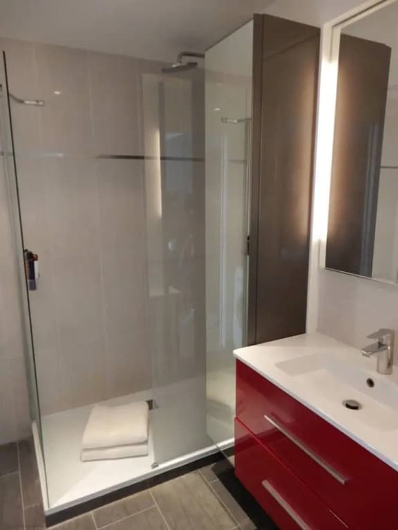 Modern 1 Bedroom Apartment Near Eiffel Tower - photo 4