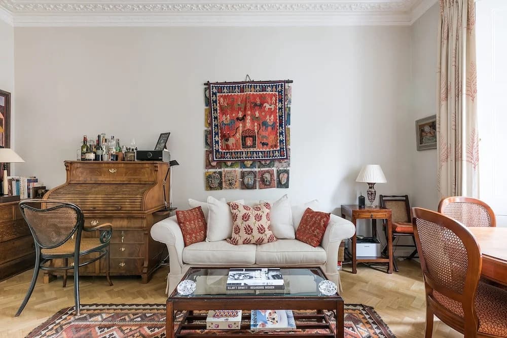 Distinctive Kensington 1-bed flat - photo 13