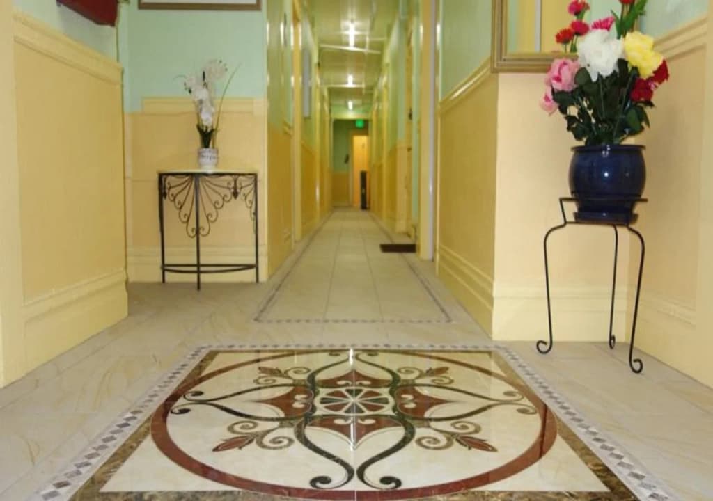 Kailash Hotel - photo 6