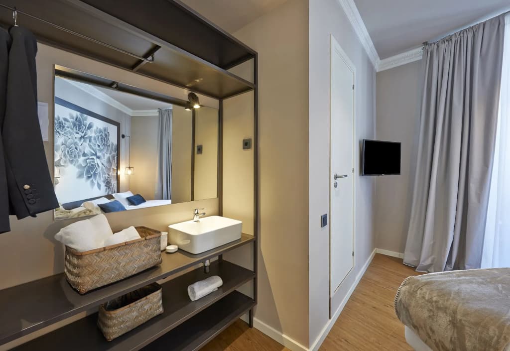 Hostal Central Barcelona - photo 6