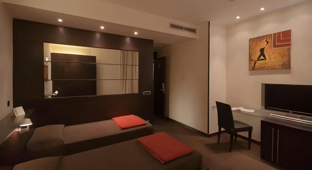 Hotel Accademia - photo 33