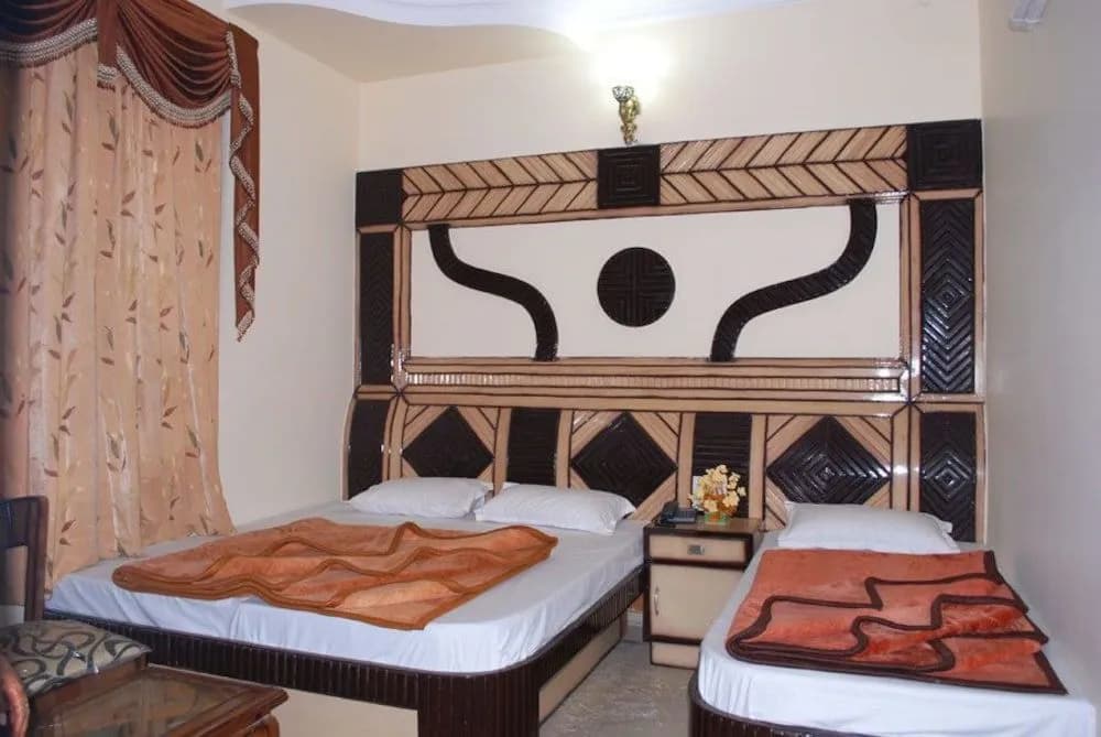 Hotel Western King - photo 11