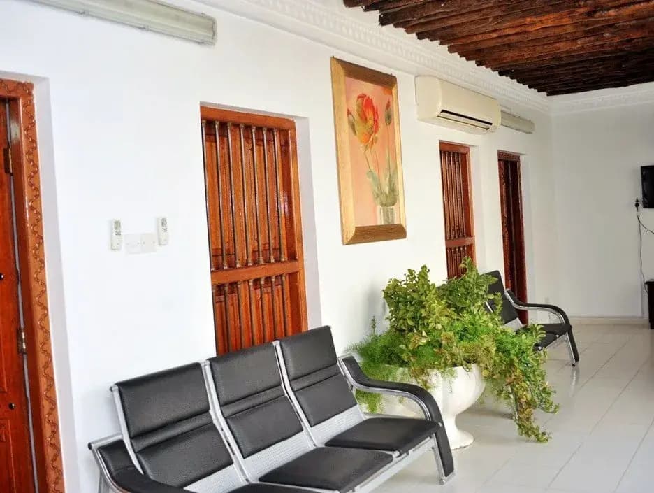 Sharjah Youth Hostel - photo 9