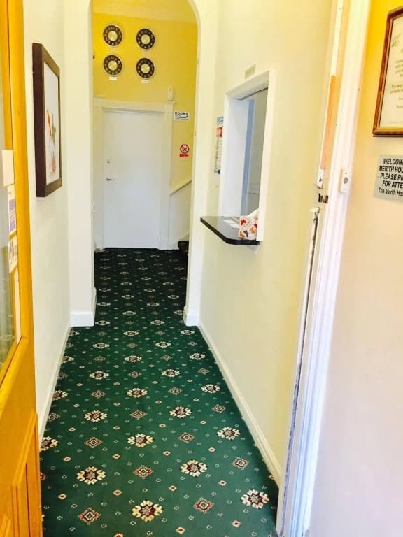 Merith House Hotel - photo 8