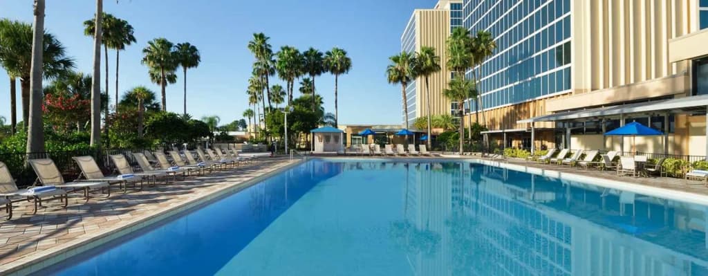 DoubleTree by Hilton at the Entrance to Universal Orlando - photo 18