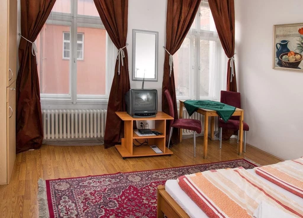 Charles Bridge Bed And Breakfast - photo 2