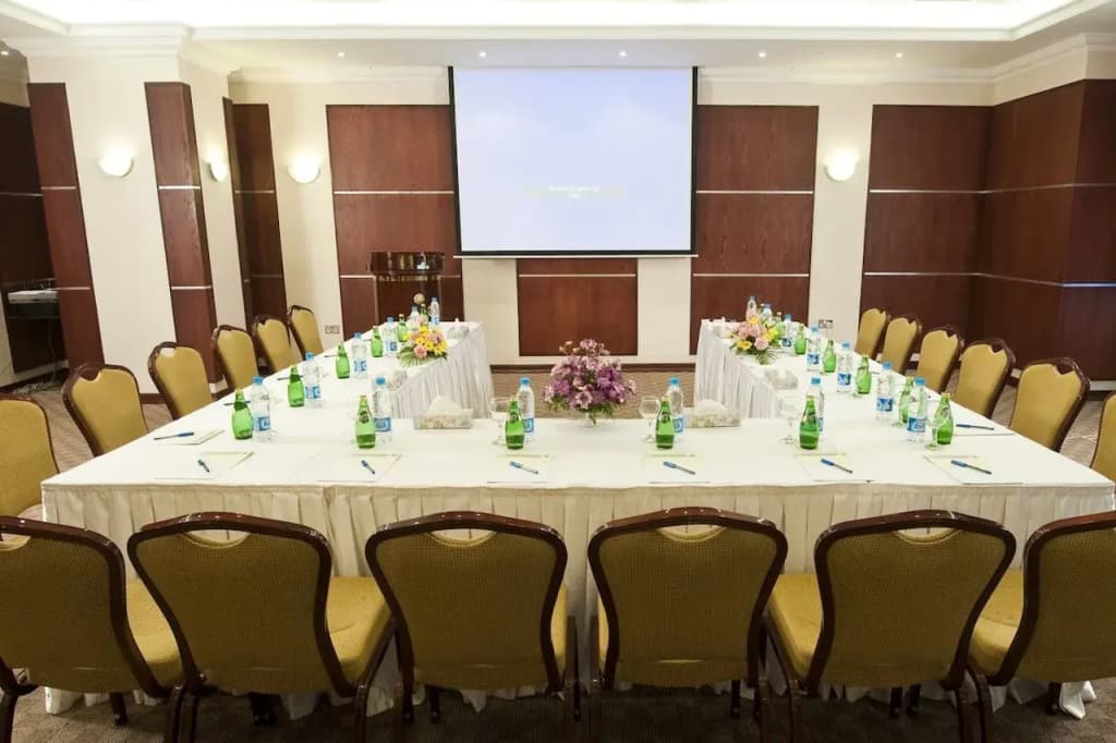 Retaj Al Rayyan Hotel - photo 12