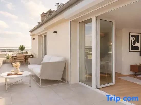 Loft with terrace, jacuzzi & lift near Invalides - photo 1