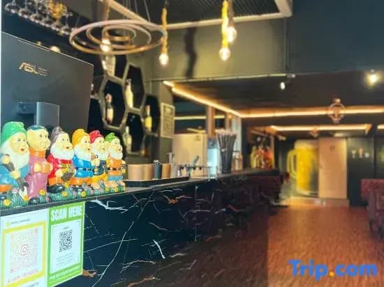 Lemon Tree Khaosan Hostel - photo 19