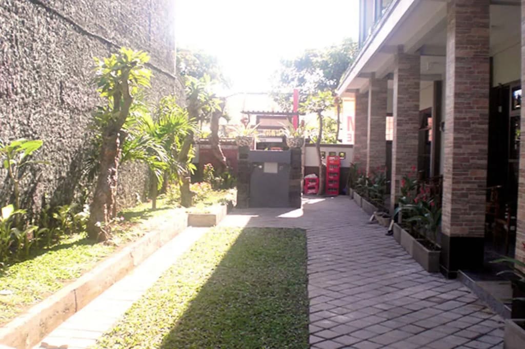 GM Bali Guesthouse - photo 11