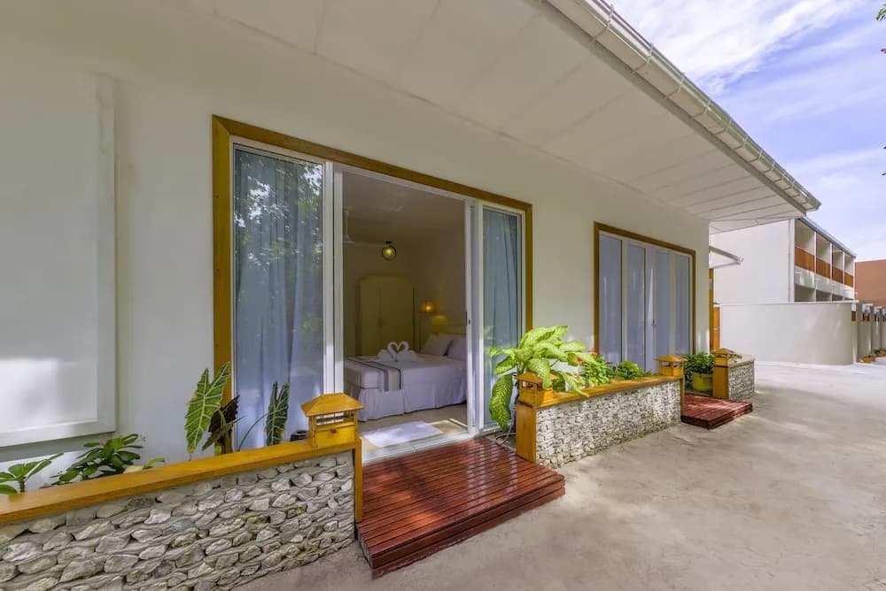 Dhigurah Retreat Beach - photo 22