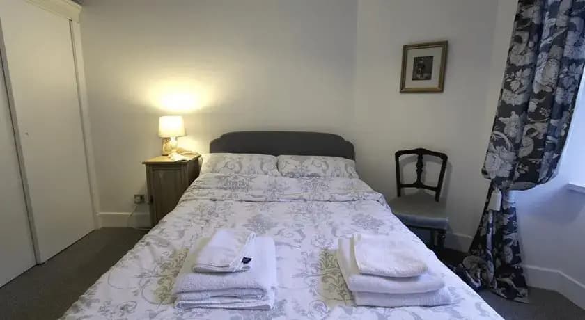 Library Apartment Edinburgh - photo 3