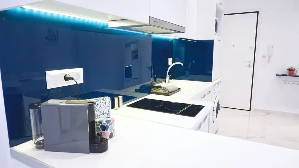 Chill Minimal Apt in Athens - photo 15