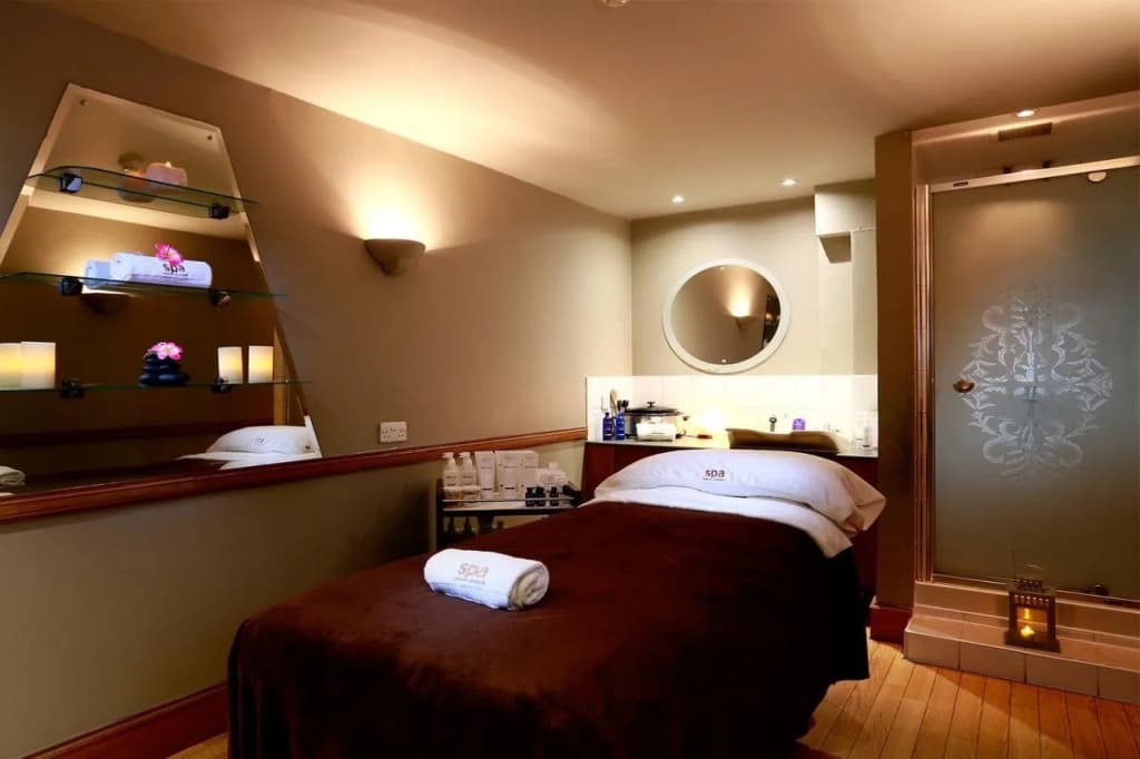 Edinburgh Marriott Hotel Holyrood - photo 3