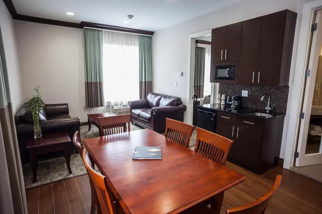 Aura Hotel Brooklyn - photo 19