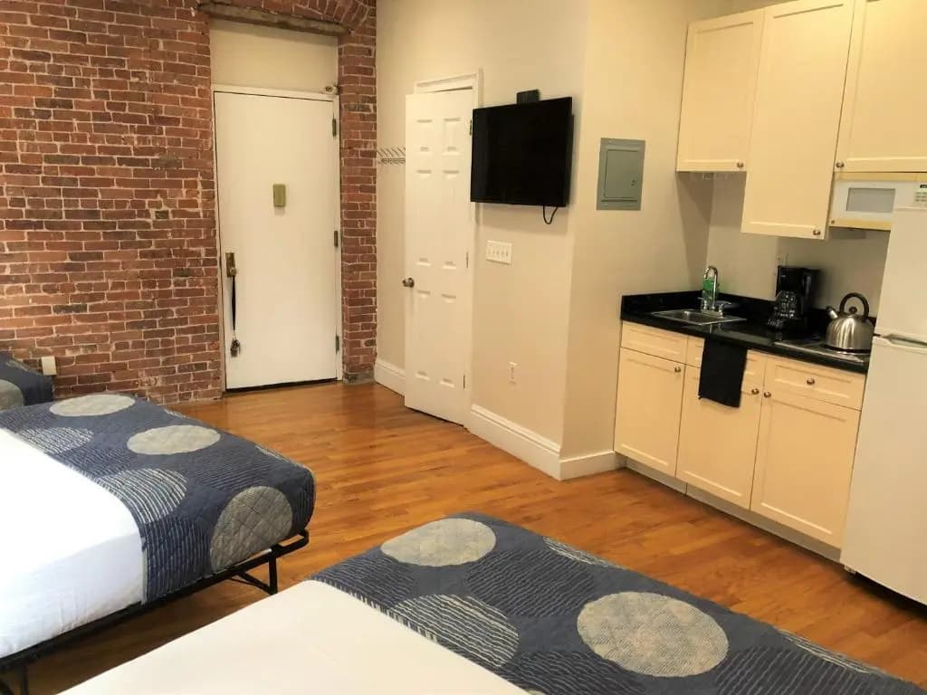 Studios Midtown Manhattan - photo 18