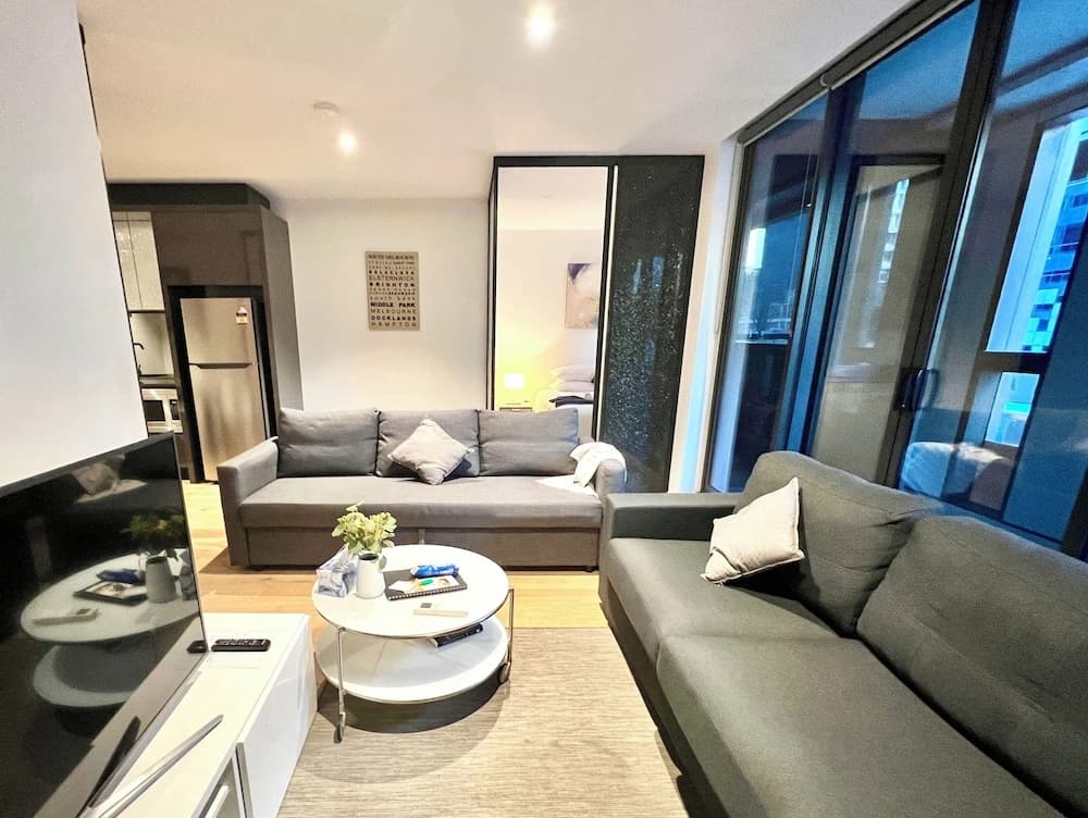 ReadySet Apartments at Manhattan - photo 5