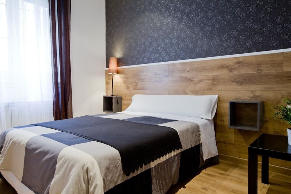 Hostal Noviciado - photo 2